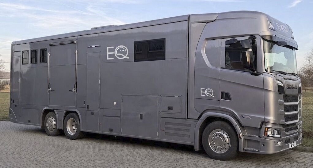New build LHD Scania S460 Premium Luxury 26-tonne EQ-built horsebox. 7 stall / 6 berth