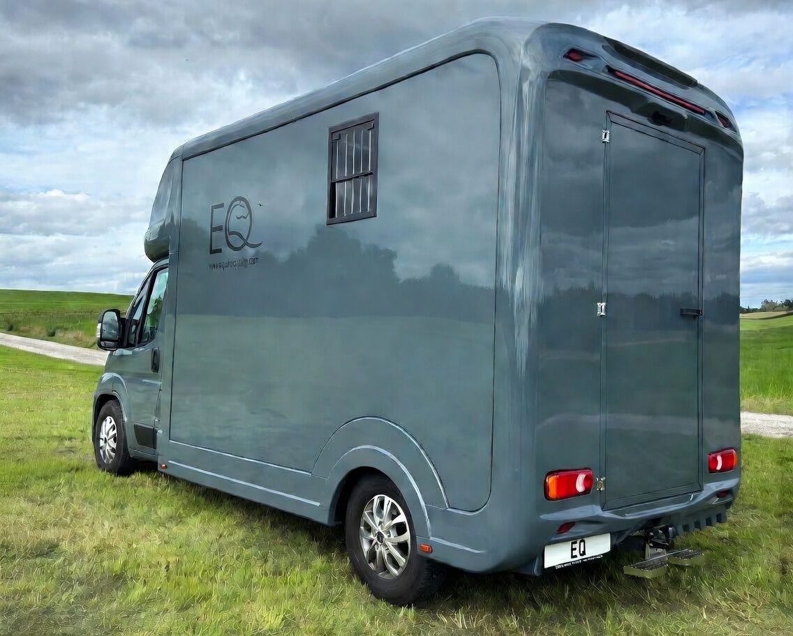 New-build LHD Citroen 3.5-tonne Professional horsebox. 2 stall
