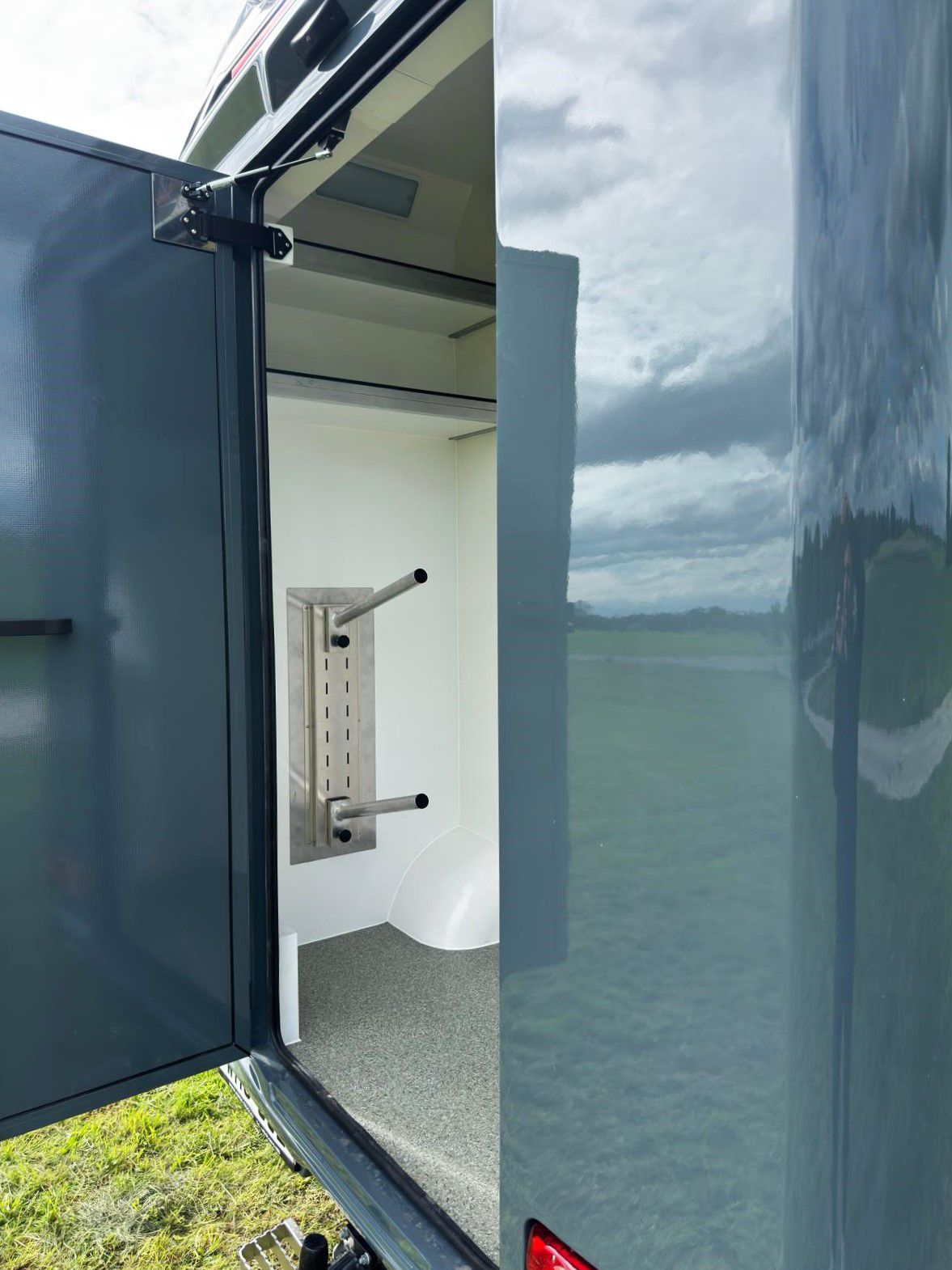 New-build LHD Citroen 3.5-tonne Professional horsebox. 2 stall