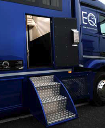 New build 26-tonne Mercedes-Benz 11-stall Work Truck