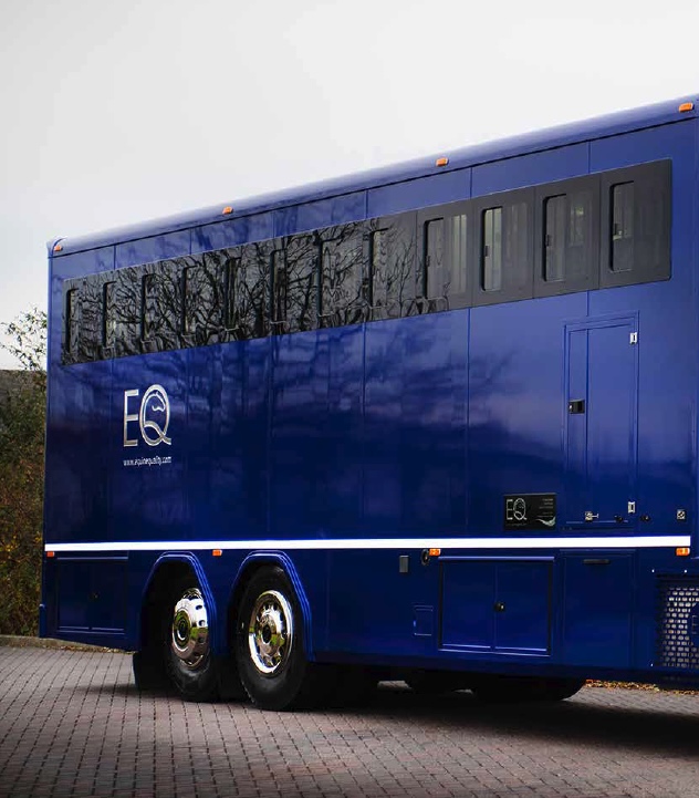 New build 26-tonne Mercedes-Benz 11-stall Work Truck