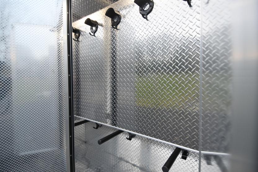 New-build Luxury 12-tonne DAF EQ-built horsebox. 4-stall / 6 berth