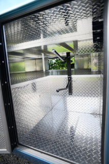 2025 EQ built Luxury 7.5 tonne horsebox. 3 stall. 4 berth