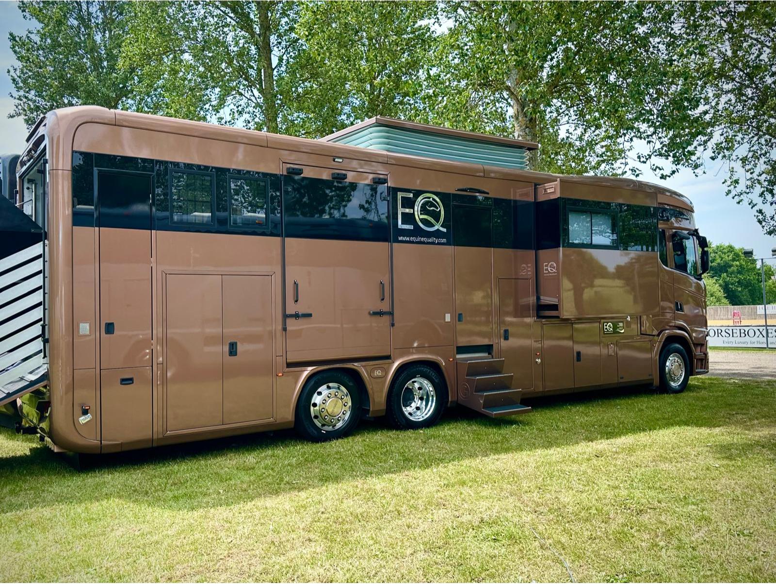 New build Scania Premium Luxury 26-tonne EQ-built horsebox. 5 stall / 6 berth