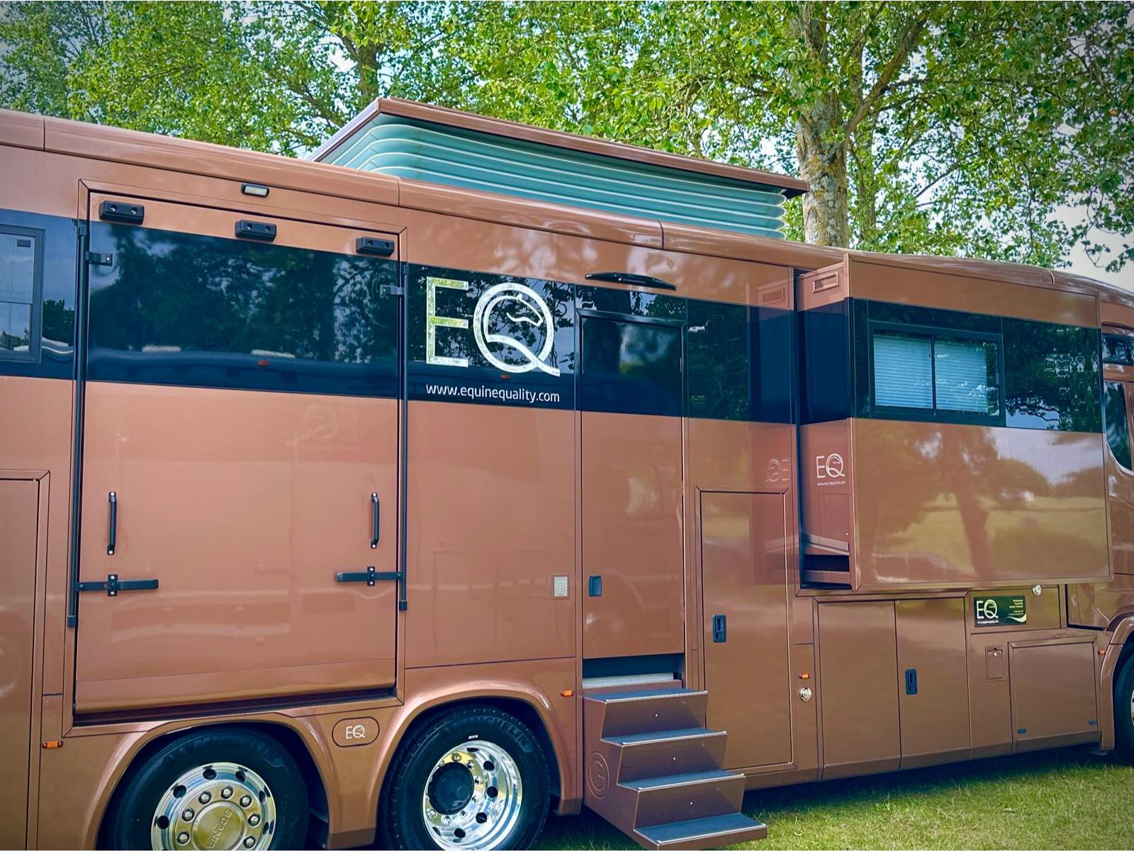 New build Scania Premium Luxury 26-tonne EQ-built horsebox. 5 stall / 6 berth