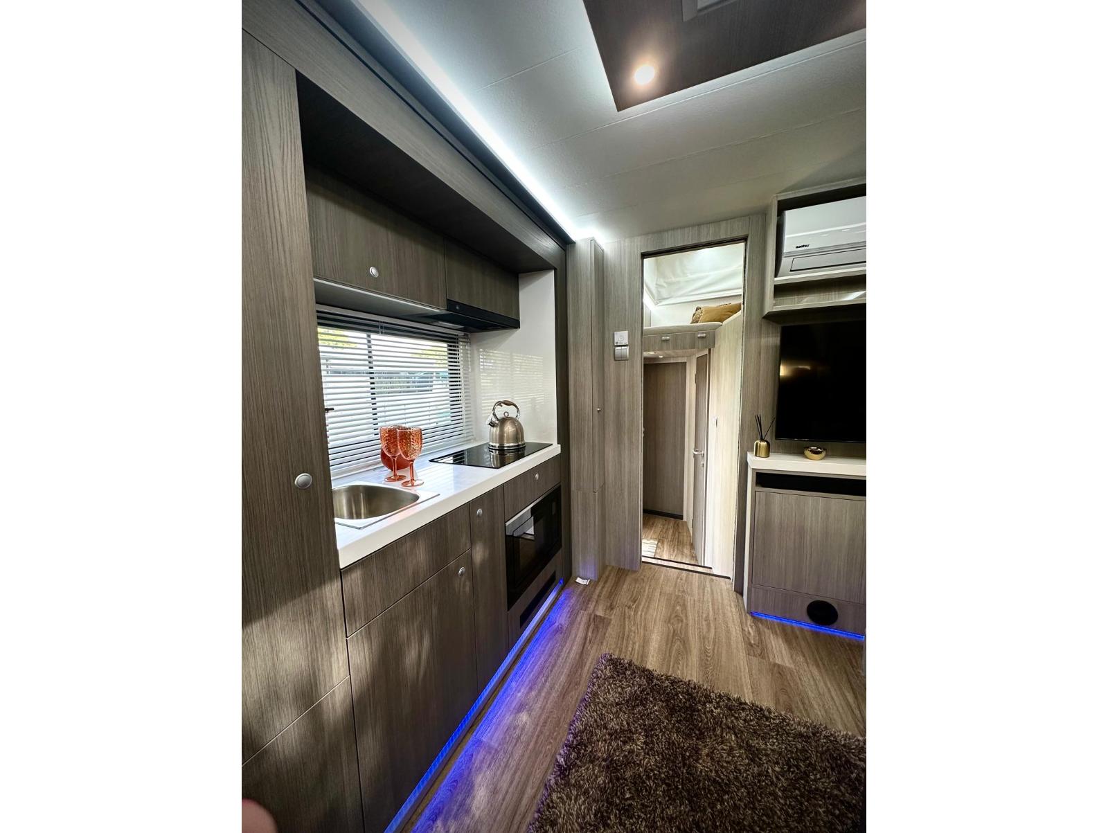 New build Scania Premium Luxury 26-tonne EQ-built horsebox. 5 stall / 6 berth