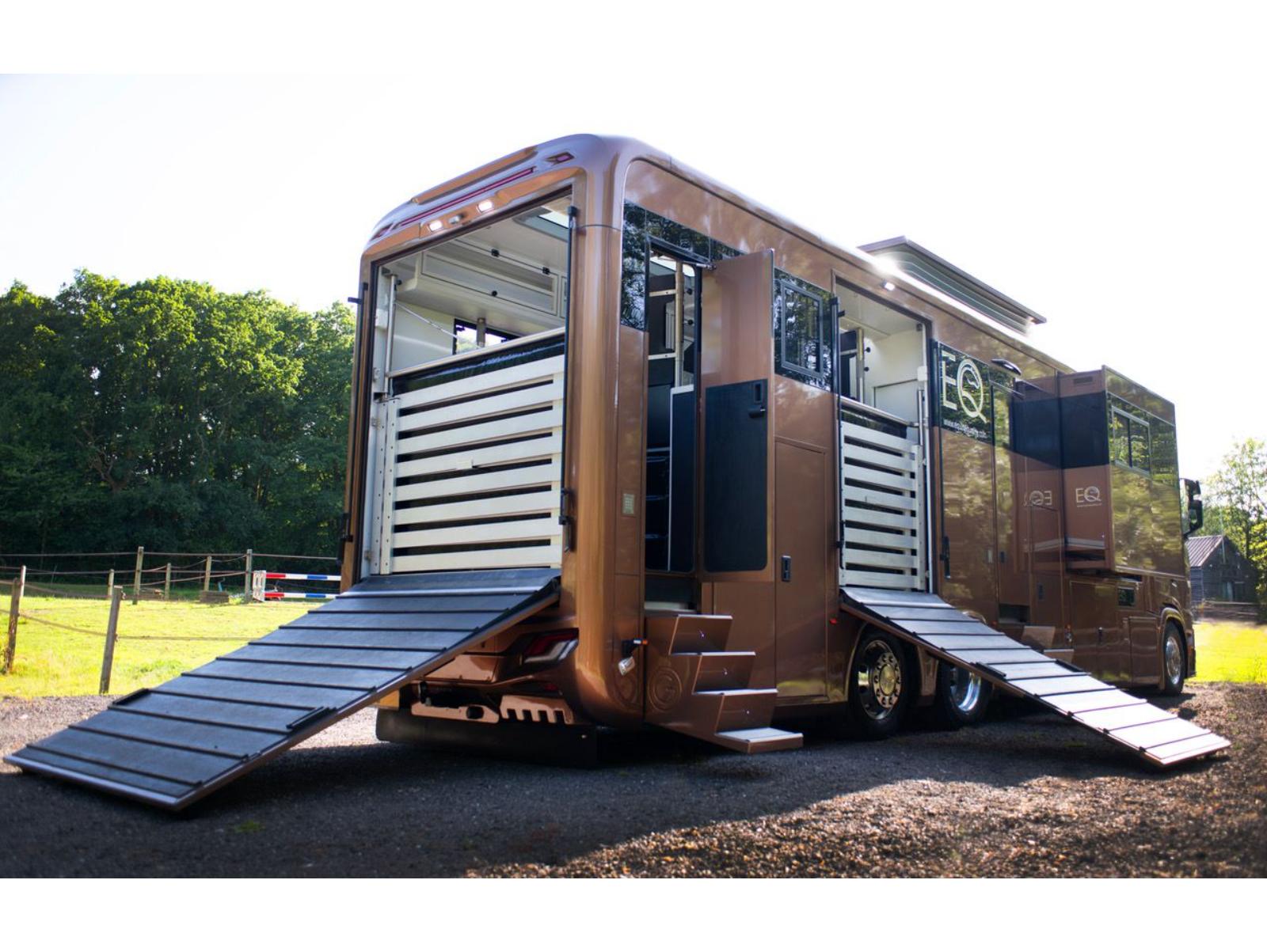 New build Scania Premium Luxury 26-tonne EQ-built horsebox. 5 stall / 6 berth